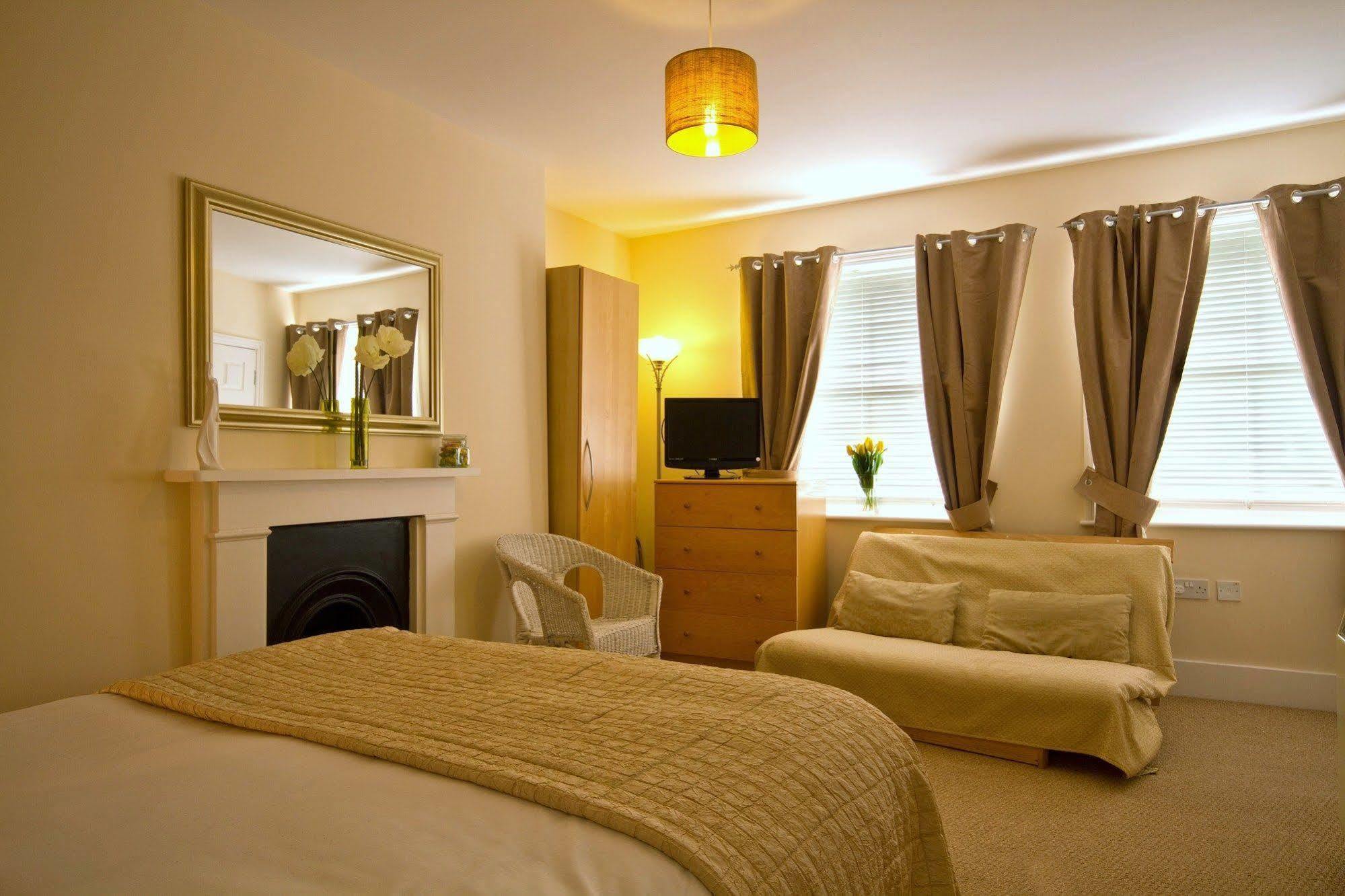 The Guesthouse East อีสต์บอร์น ภายนอก รูปภาพ